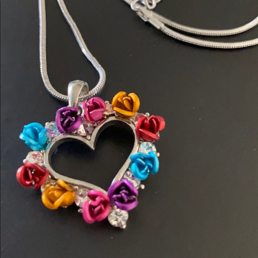 Cute multicolored necklace